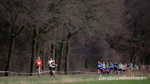 De start, direct de scheiding met de top 3